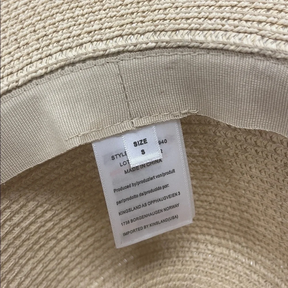 Kingsland Divina Paper Straw Hat w/ Black ribbon glitter stripe metal logo patch